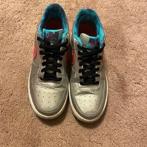 Used Nike Air Force 1